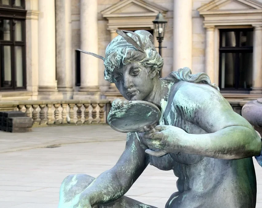 Classical sculpture representing the myth of Narcissus and the clinical concept of narcissistic personality disorder