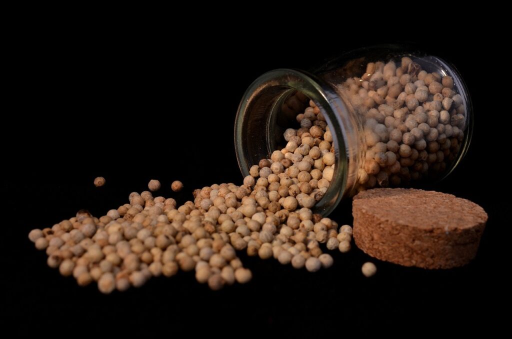 pepper, condiment, spice, white pepper, seasoning, flavoring, food, pepper, pepper, pepper, pepper, pepper, white pepper, white pepper, white pepper, white pepper